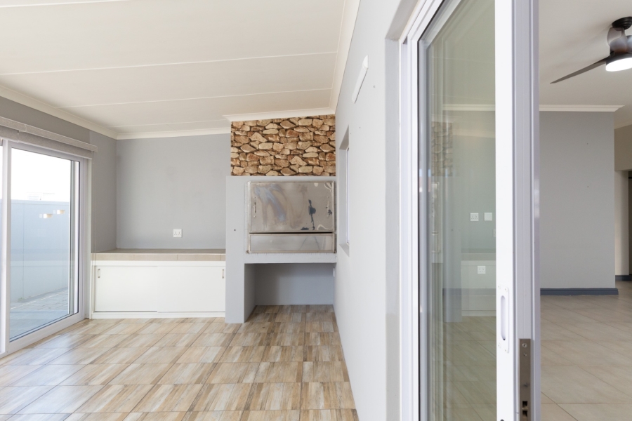 3 Bedroom Property for Sale in Laaiplek Western Cape